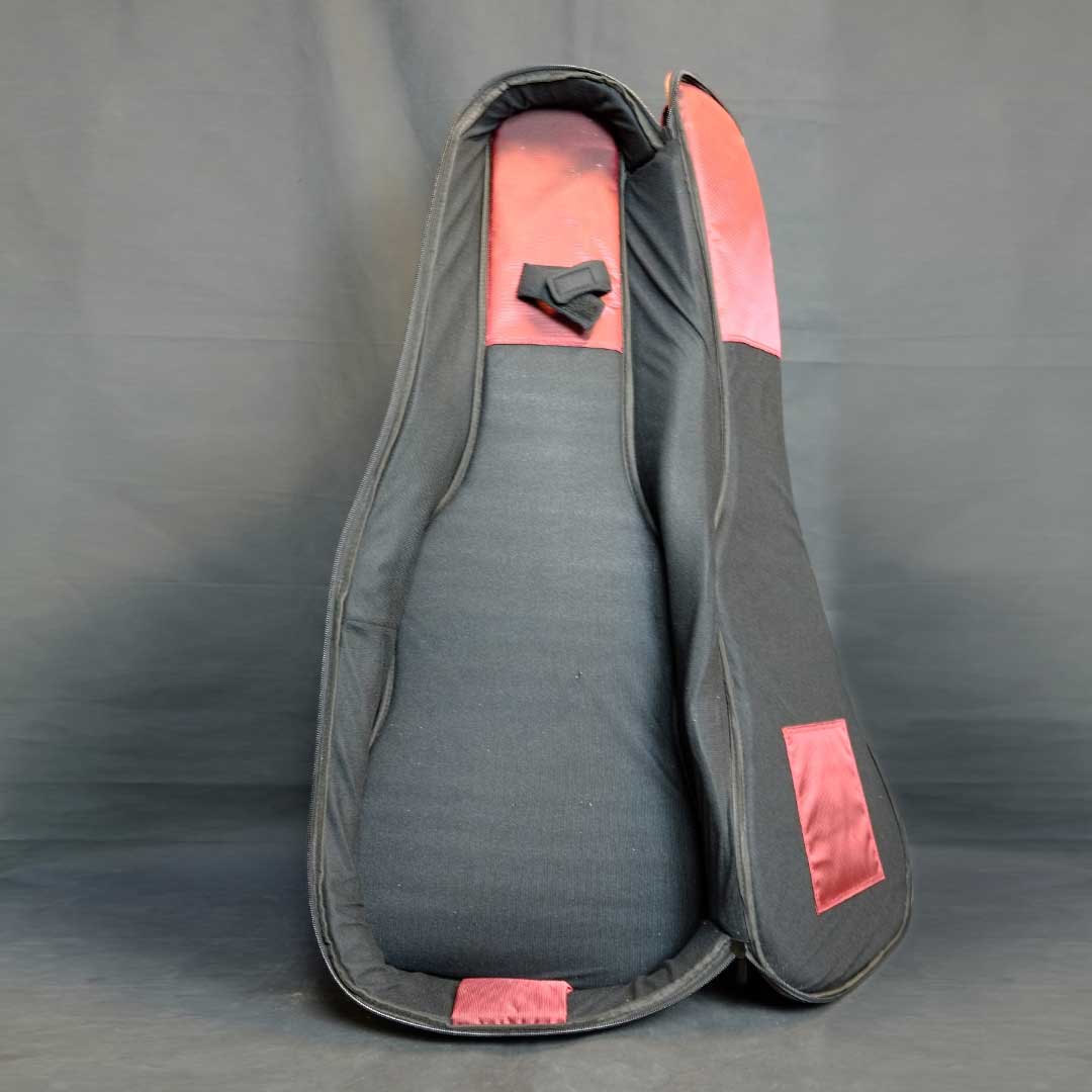 custodia_03_1080x.jpg?v=1607008842